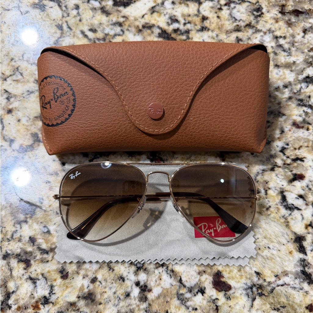 Unisex Ray-Ban Gradient Aviator Sunglasses